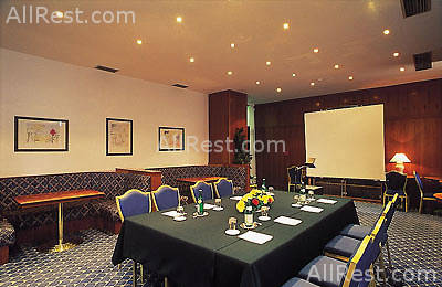 Excelsior Hotel 37